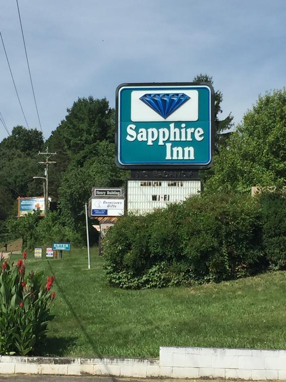 A Sapphire Inn Franklin Exteriör bild
