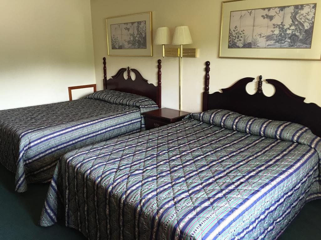 A Sapphire Inn Franklin Rum bild
